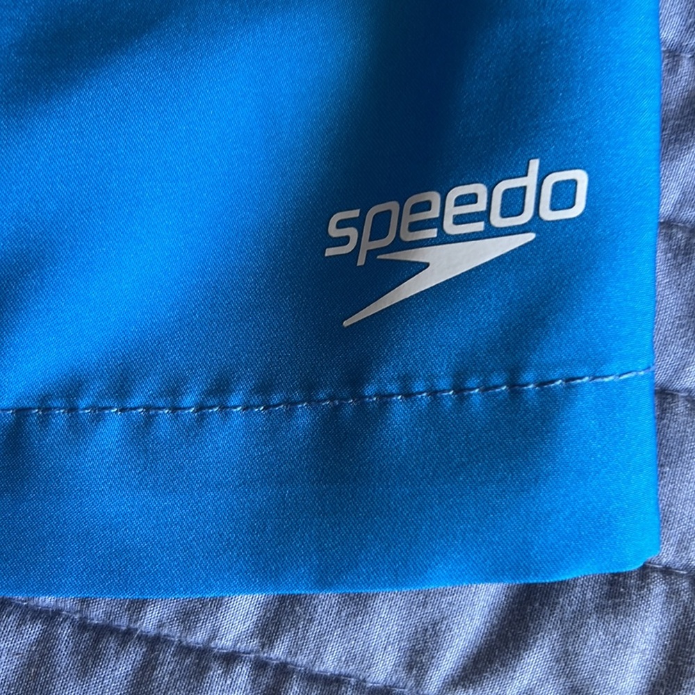 Speedos Shorts - Picture 3 of 10